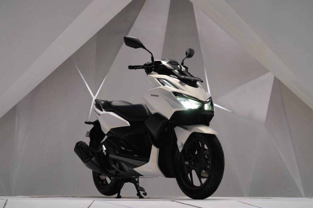 Honda Vario 160 - foto motor Honda Vario 160